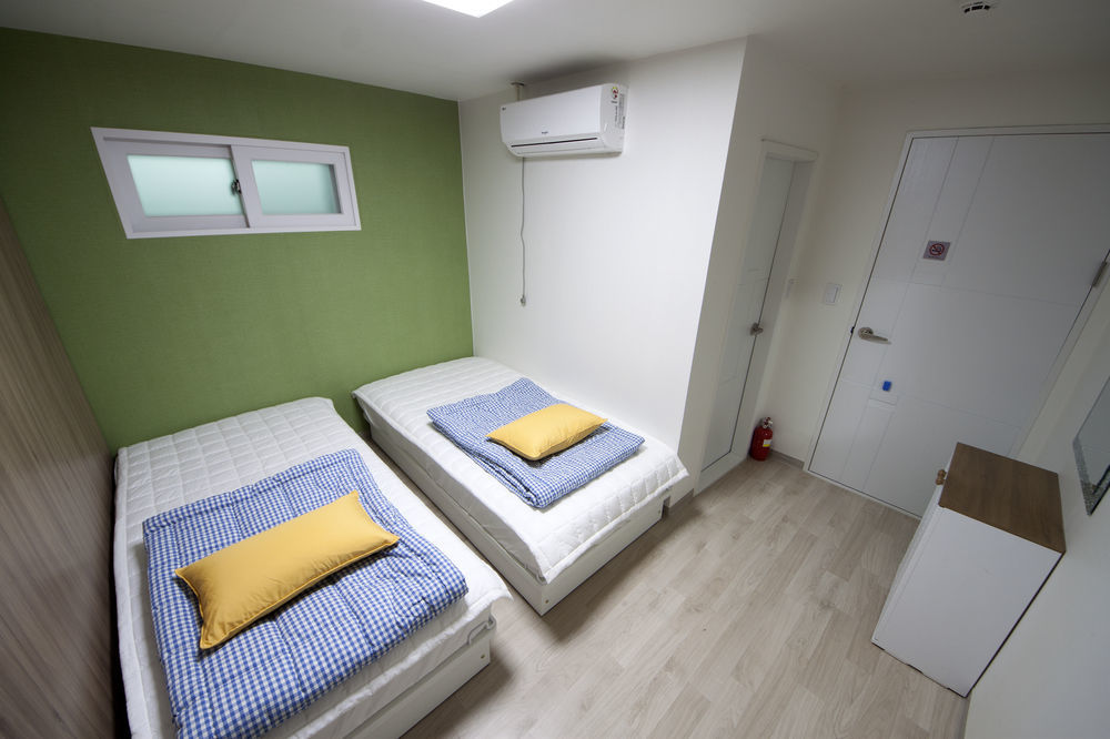 Tomato Guest House Сеул Екстер'єр фото
